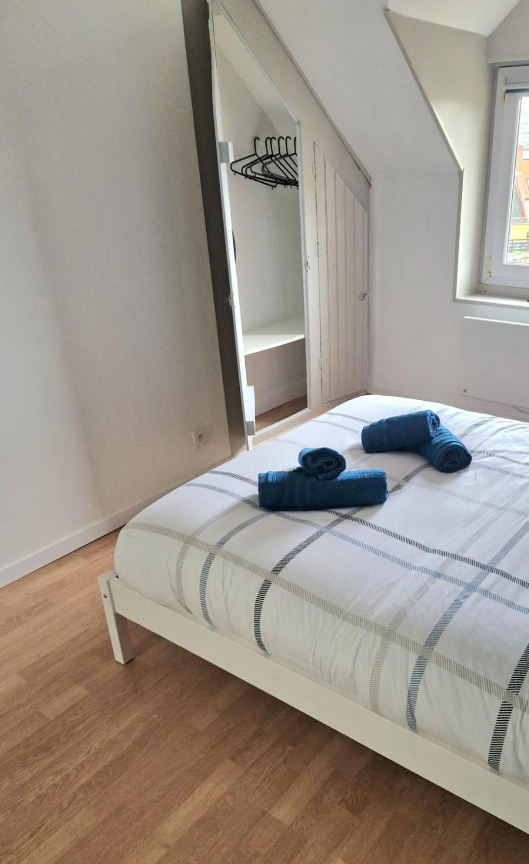 Spacieuce Maison Proche De Nausicaa, Gare Et Remparts, 3 Chambres, Free Parking, Netflix, Primes Video, Free Wifi بولون-سور-مير المظهر الخارجي الصورة